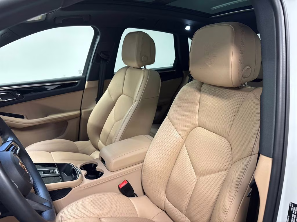 2024 White Porsche Macan Base AWD SUV