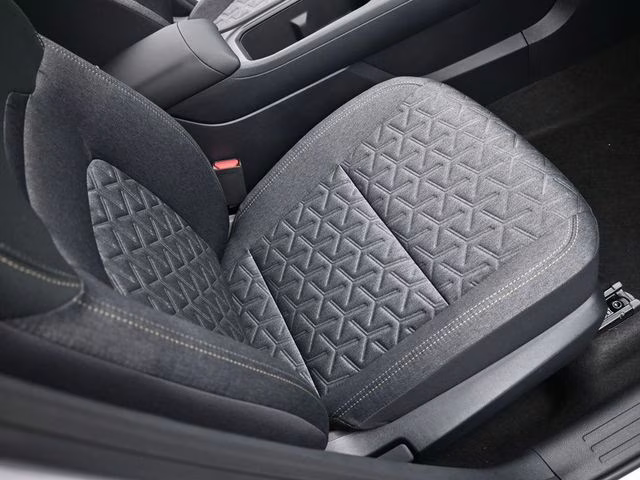 2026 Aspen White/Super Black Nissan Kicks SV AWD SUV