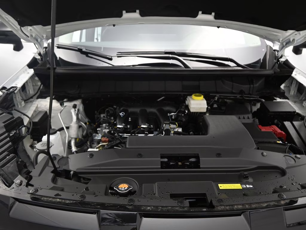 2026 Everest White Pearl Tricoat Nissan Pathfinder SL FWD SUV