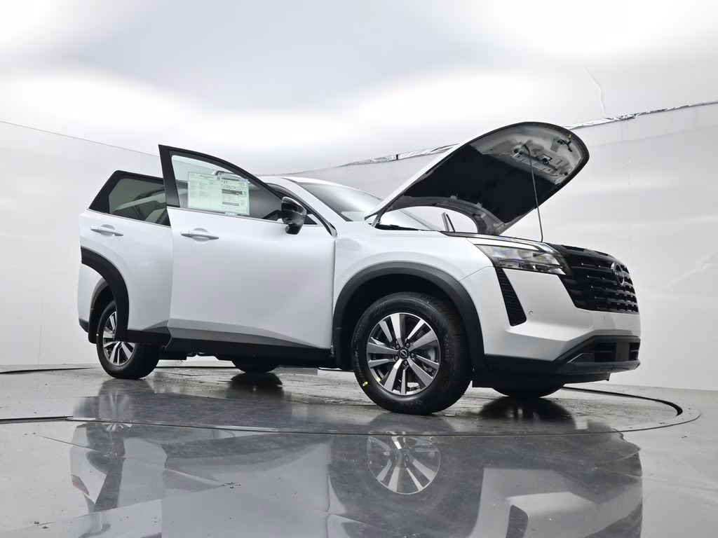 2026 Everest White Pearl Tricoat Nissan Pathfinder SL FWD SUV