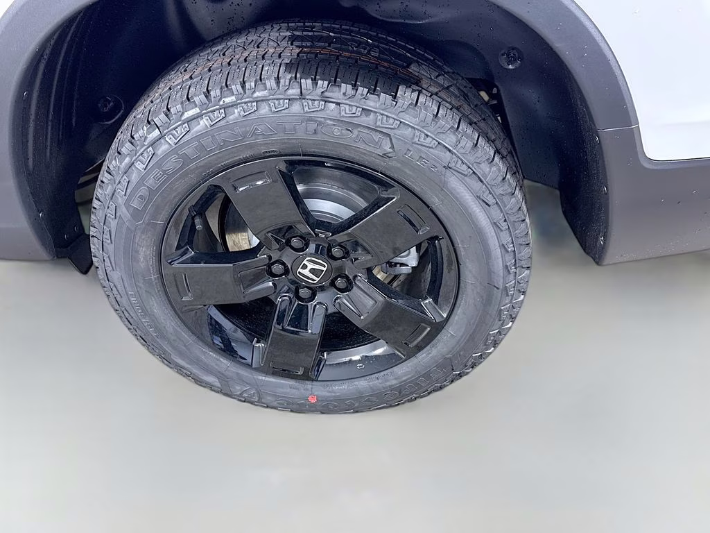 2026 Platinum White Pearl Honda Ridgeline Black Edition AWD Truck