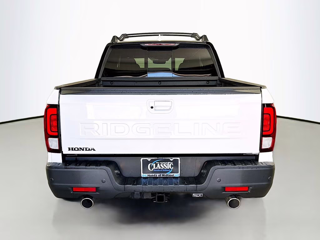 2026 Platinum White Pearl Honda Ridgeline Black Edition AWD Truck