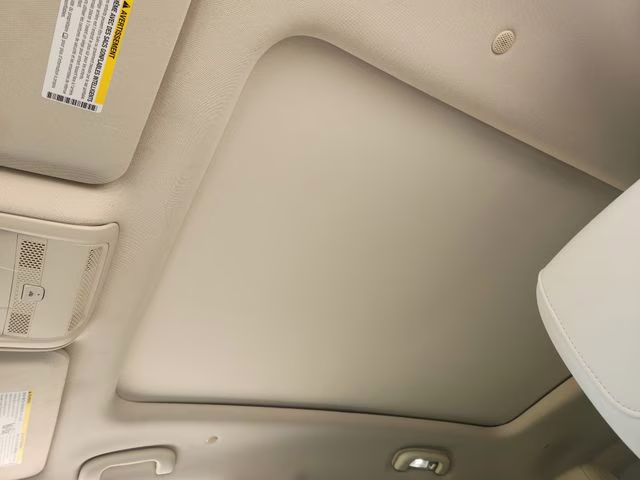 2023 Argent Silver Metallic Cadillac XT5 Premium Luxury FWD SUV