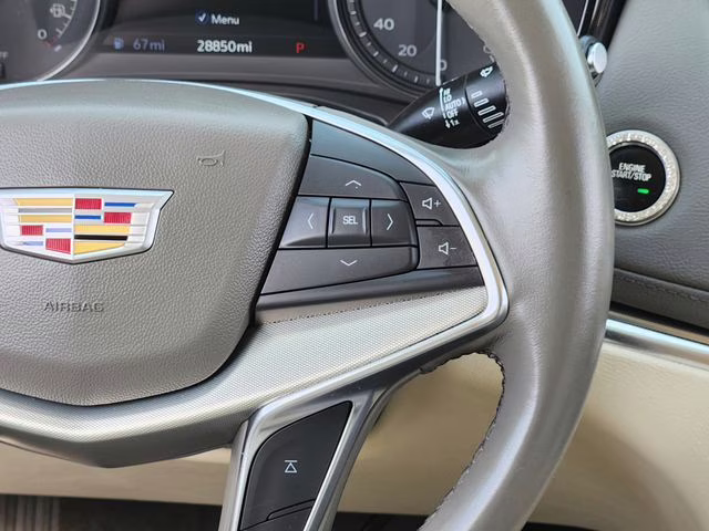 2023 Argent Silver Metallic Cadillac XT5 Premium Luxury FWD SUV