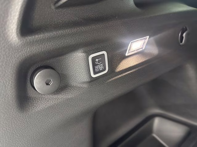 2026 Bright White Clearcoat Jeep Grand Cherokee L Altitude 4X4 SUV