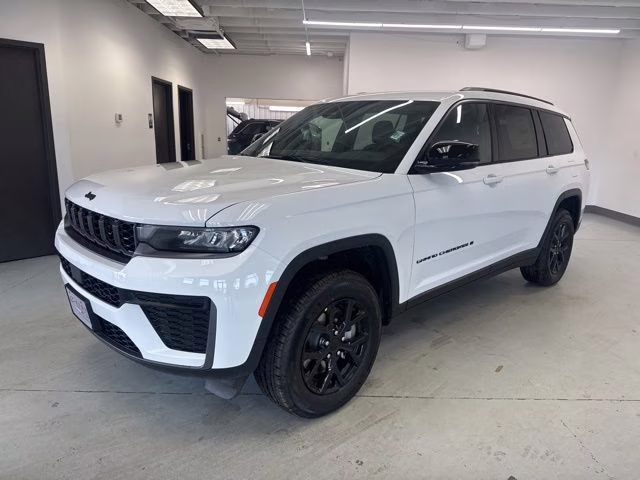2026 Bright White Clearcoat Jeep Grand Cherokee L Altitude 4X4 SUV