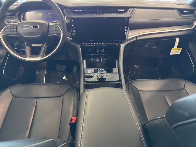 2026 Bright White Clearcoat Jeep Grand Cherokee L Limited 4X4 SUV