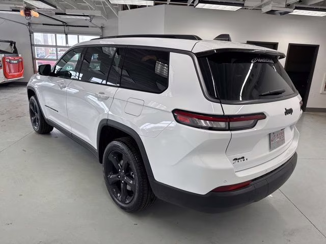 2026 Bright White Clearcoat Jeep Grand Cherokee L Limited 4X4 SUV