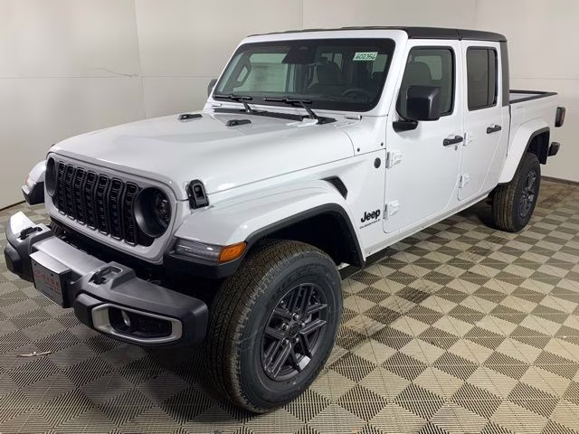 2026 Bright White Clearcoat Jeep Gladiator Sport S 4X4 Truck