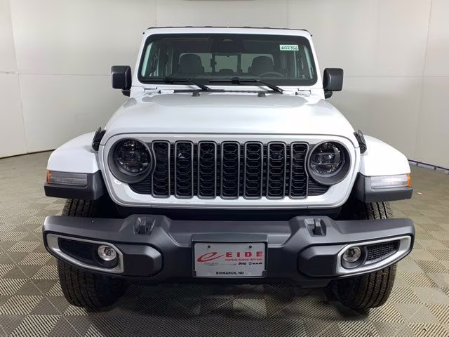 2026 Bright White Clearcoat Jeep Gladiator Sport S 4X4 Truck
