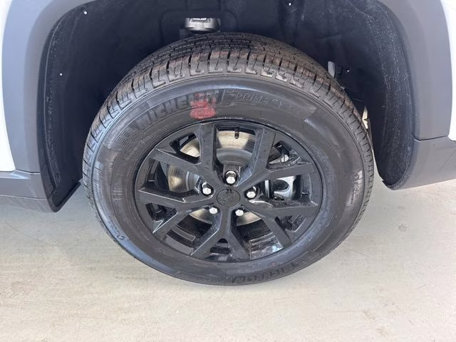 2026 Bright White Clearcoat Jeep Grand Cherokee L Altitude 4X4 SUV