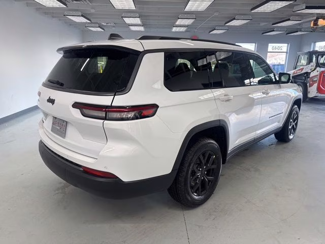 2026 Bright White Clearcoat Jeep Grand Cherokee L Altitude 4X4 SUV