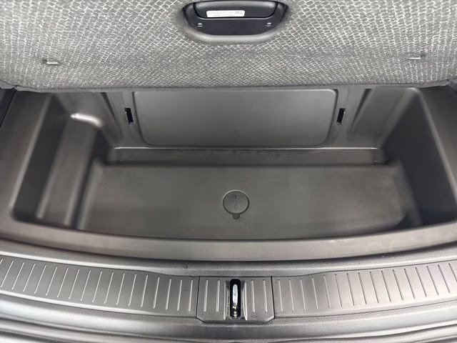 2026 Bright White Clearcoat Jeep Grand Cherokee L Limited 4X4 SUV