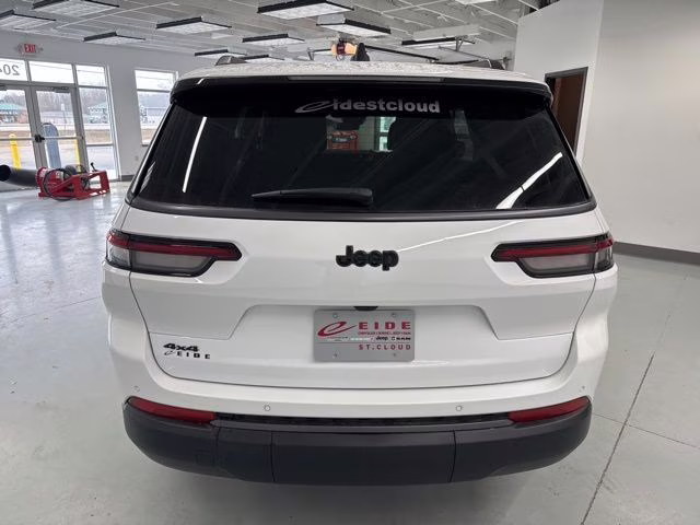 2026 Bright White Clearcoat Jeep Grand Cherokee L Limited 4X4 SUV