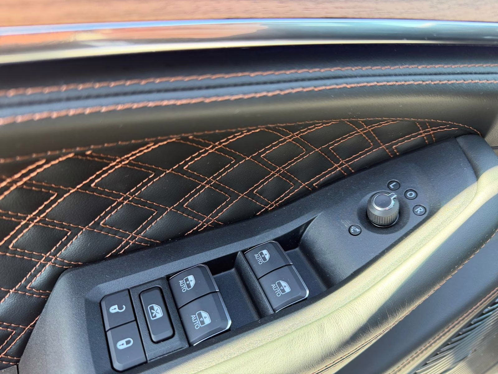 2026 Bright White Clearcoat Jeep Grand Cherokee Summit 4X4 SUV