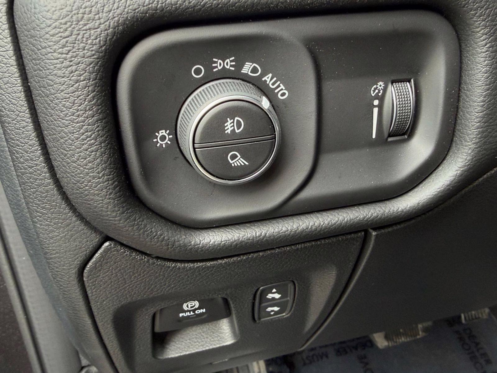 2026 Granite Crystal Metallic Clearcoat Ram 1500 Big Horn/Lone Star 4X4 Truck