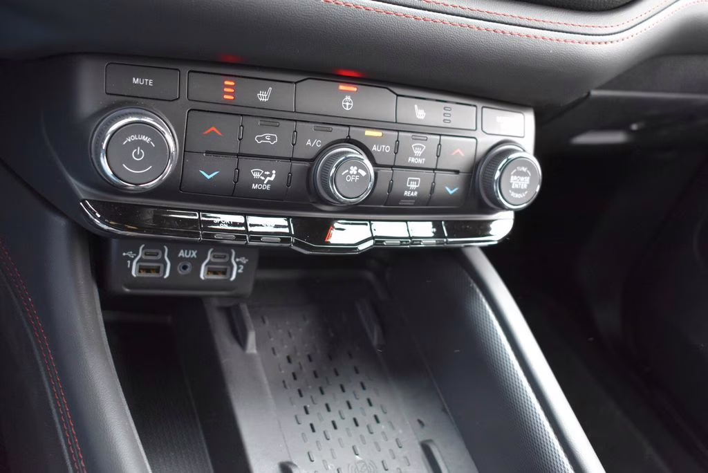 2026 Octane Red Pearlcoat Dodge Durango GT HEMI V8 AWD SUV