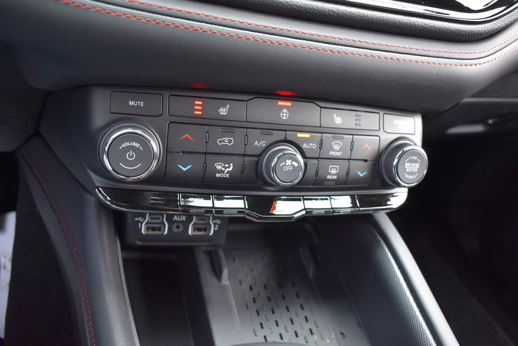 2026 Octane Red Pearlcoat Dodge Durango GT HEMI V8 AWD SUV