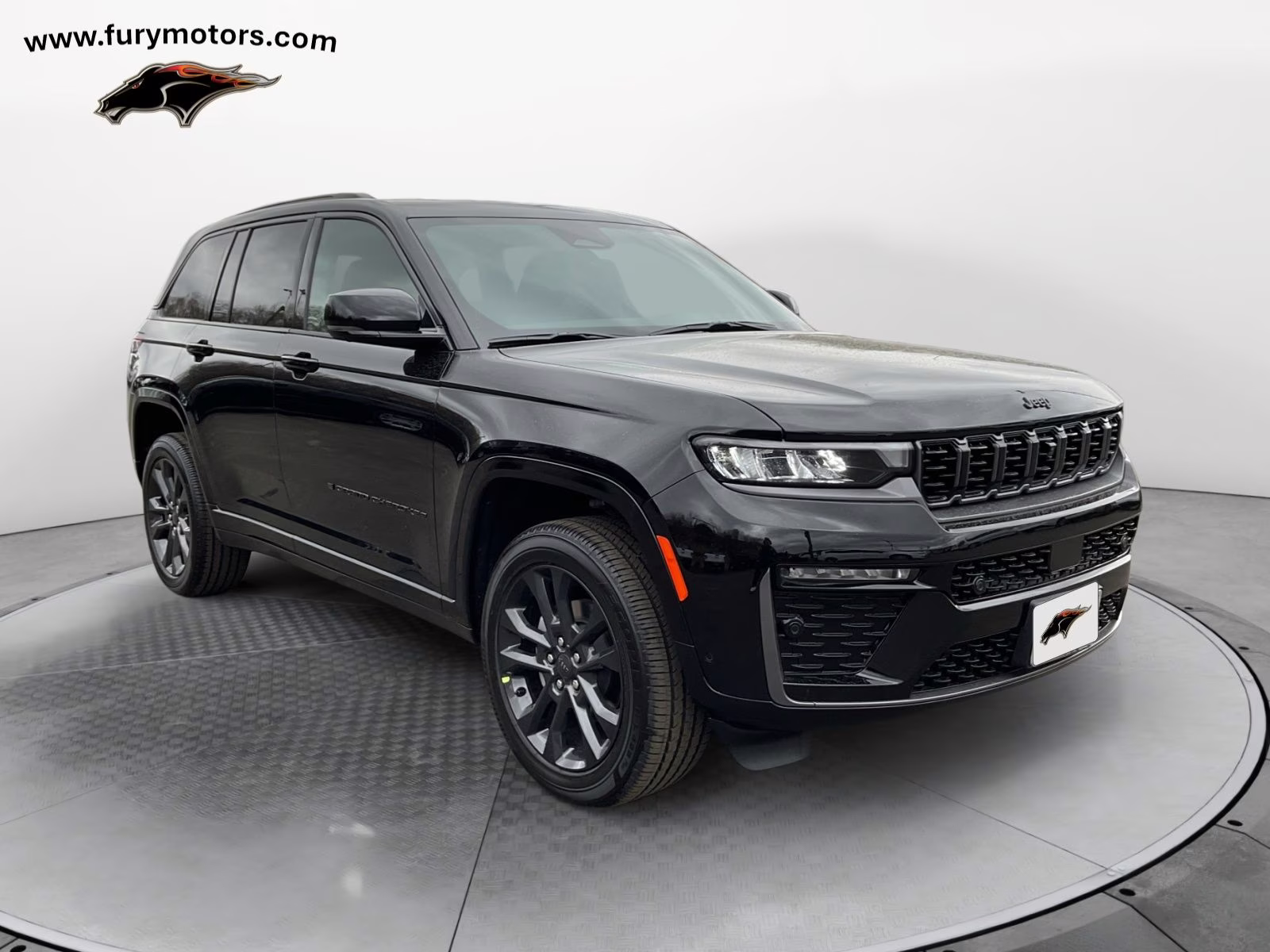 2026 Diamond Black Crystal Pearlcoat Jeep Grand Cherokee Limited 4X4 SUV