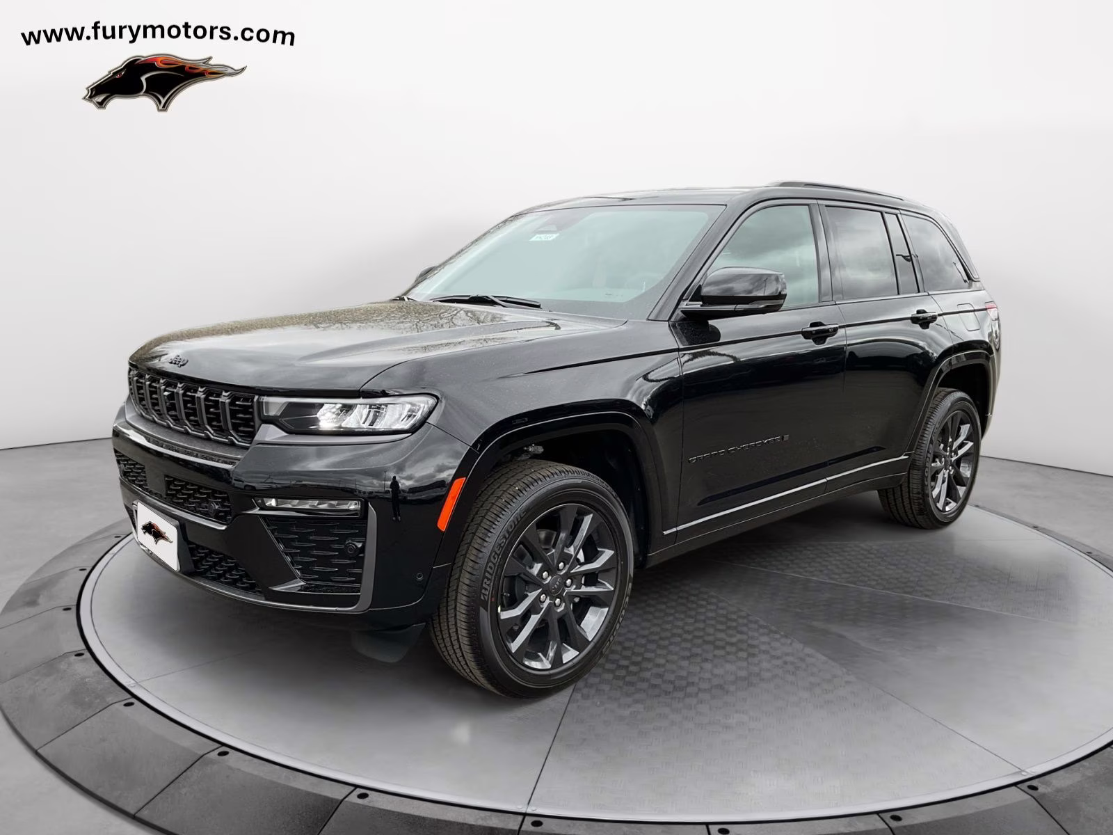 2026 Diamond Black Crystal Pearlcoat Jeep Grand Cherokee Limited 4X4 SUV