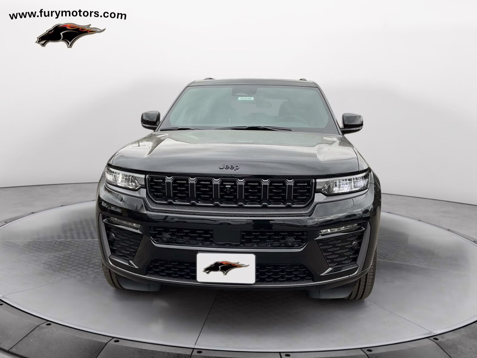 2026 Diamond Black Crystal Pearlcoat Jeep Grand Cherokee Limited 4X4 SUV