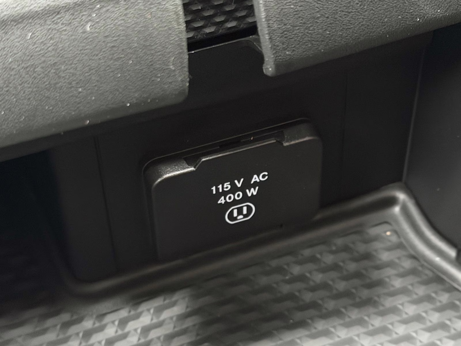 2026 Bright White Clearcoat Ram 1500 Big Horn/Lone Star 4X4 Truck