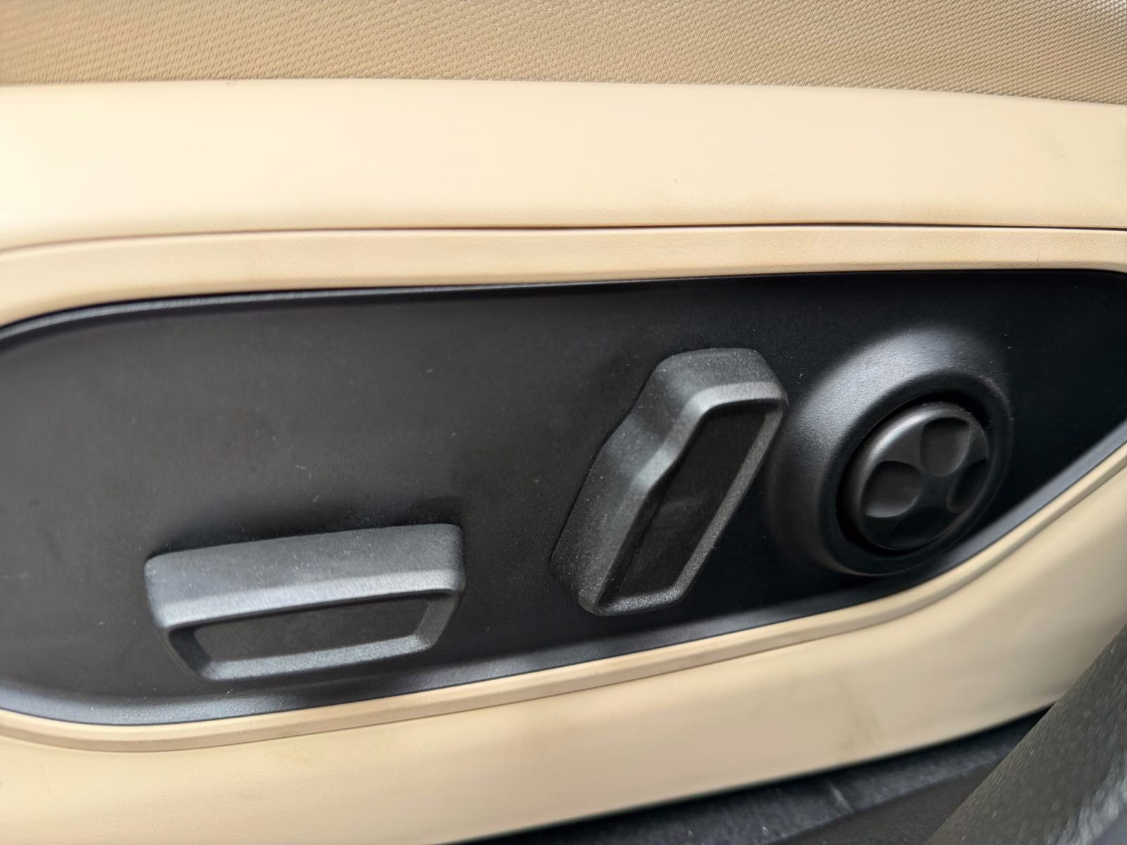 2026 Steel Blue Jeep Grand Cherokee L Limited 4X4 SUV