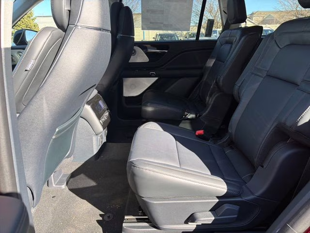 2026 Red Carpet Tinted Clearcoat Lincoln Aviator Reserve AWD SUV