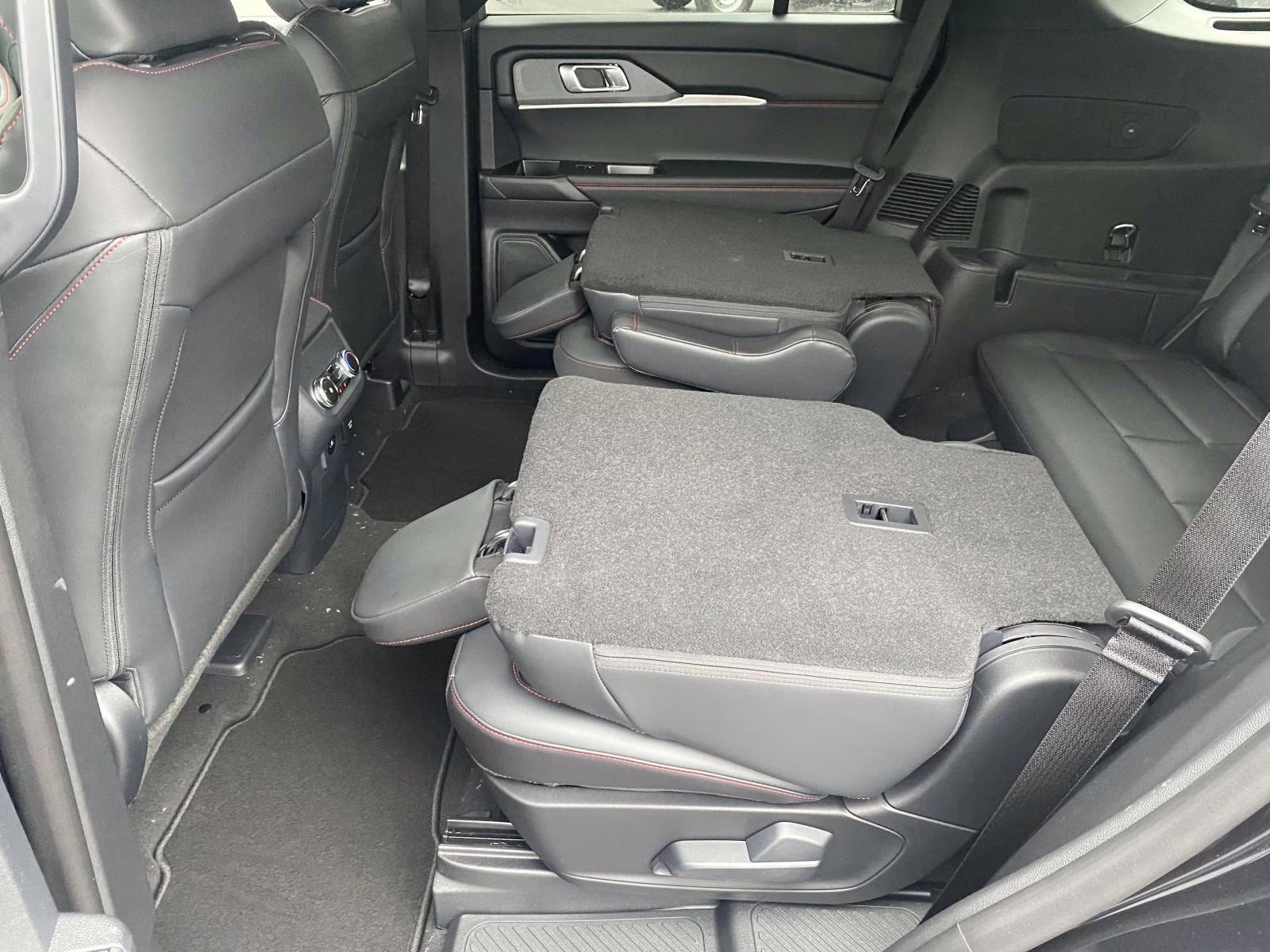 2026 Black Metallic Ford Explorer ST 4X4 SUV