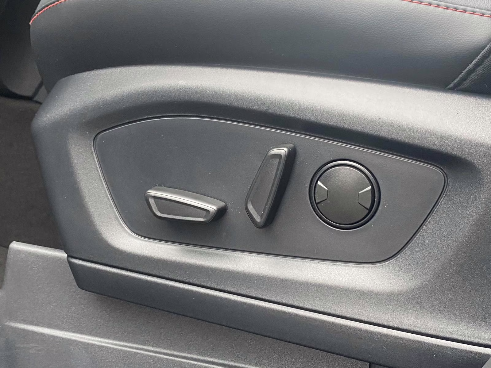 2026 Black Metallic Ford Explorer ST 4X4 SUV