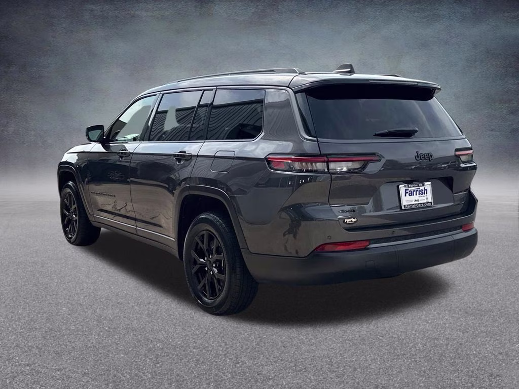 2026 Baltic Gray Metallic Clearcoat Jeep Grand Cherokee L Altitude 4X4 SUV