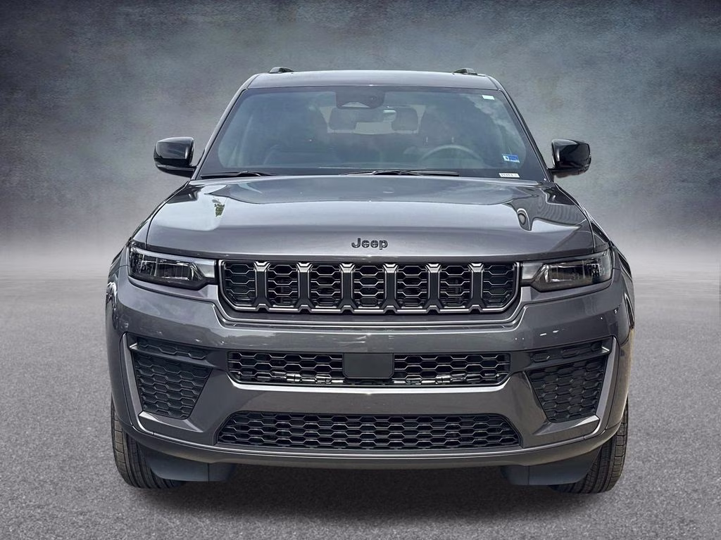 2026 Baltic Gray Metallic Clearcoat Jeep Grand Cherokee L Altitude 4X4 SUV