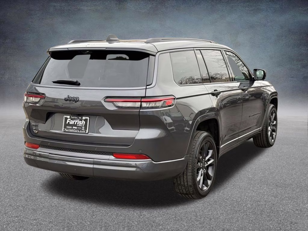 2026 Baltic Gray Metallic Clearcoat Jeep Grand Cherokee L Limited 4X4 SUV