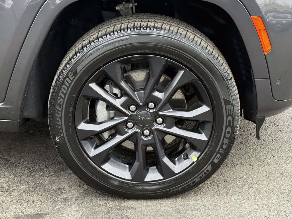 2026 Baltic Gray Metallic Clearcoat Jeep Grand Cherokee L Limited 4X4 SUV