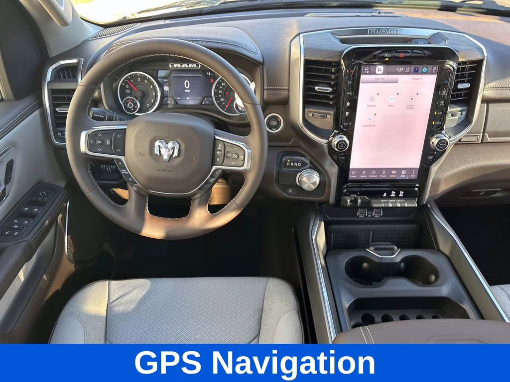 2026 Diamond Black Crystal Pearlcoat Ram 1500 Laramie RWD Truck