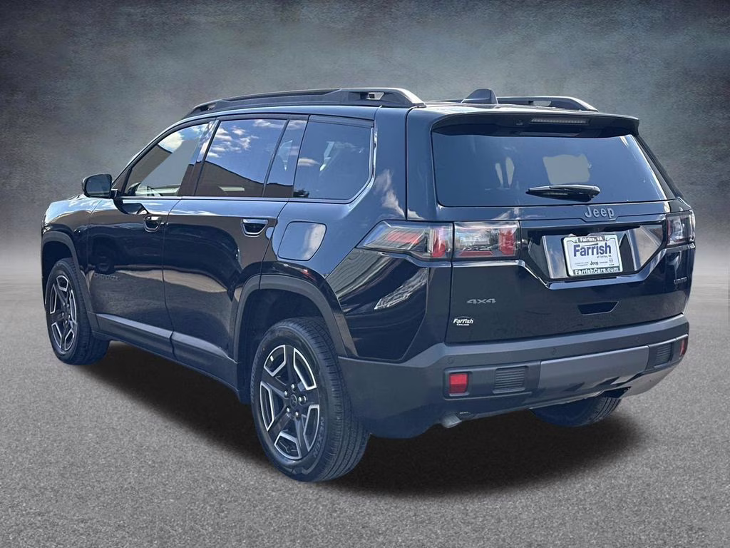 2026 Diamond Black Crystal Pearlcoat Jeep Cherokee Limited 4X4 SUV