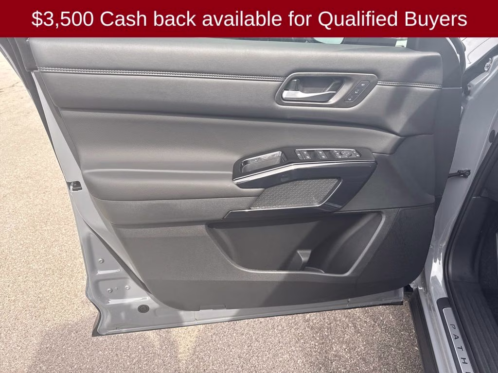 2026 Boulder Gray Pearl Nissan Pathfinder Platinum 4X4 SUV