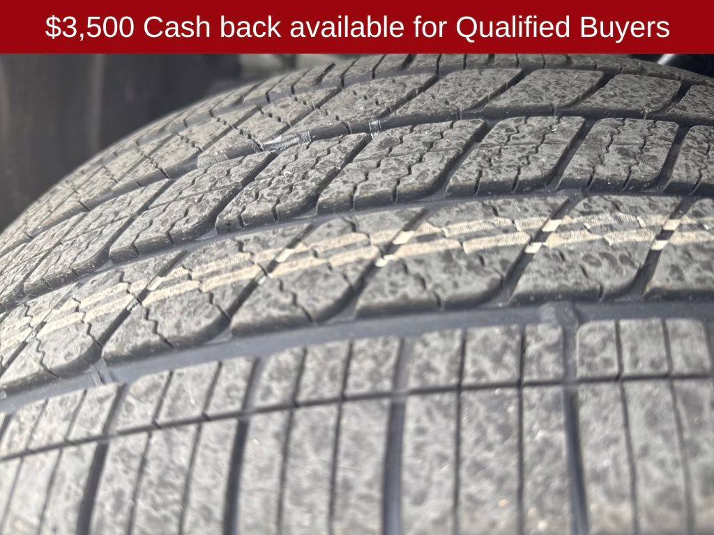 2026 Boulder Gray Pearl Nissan Pathfinder Platinum 4X4 SUV