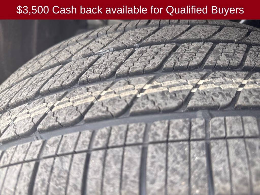 2026 Boulder Gray Pearl Nissan Pathfinder Platinum 4X4 SUV
