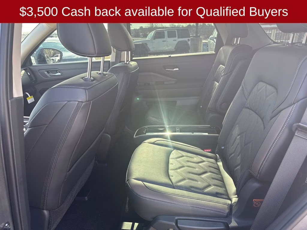 2026 Gun Metallic Nissan Pathfinder Platinum FWD SUV