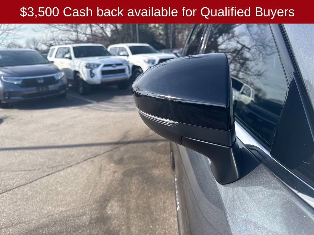 2026 Gun Metallic Nissan Pathfinder Platinum FWD SUV