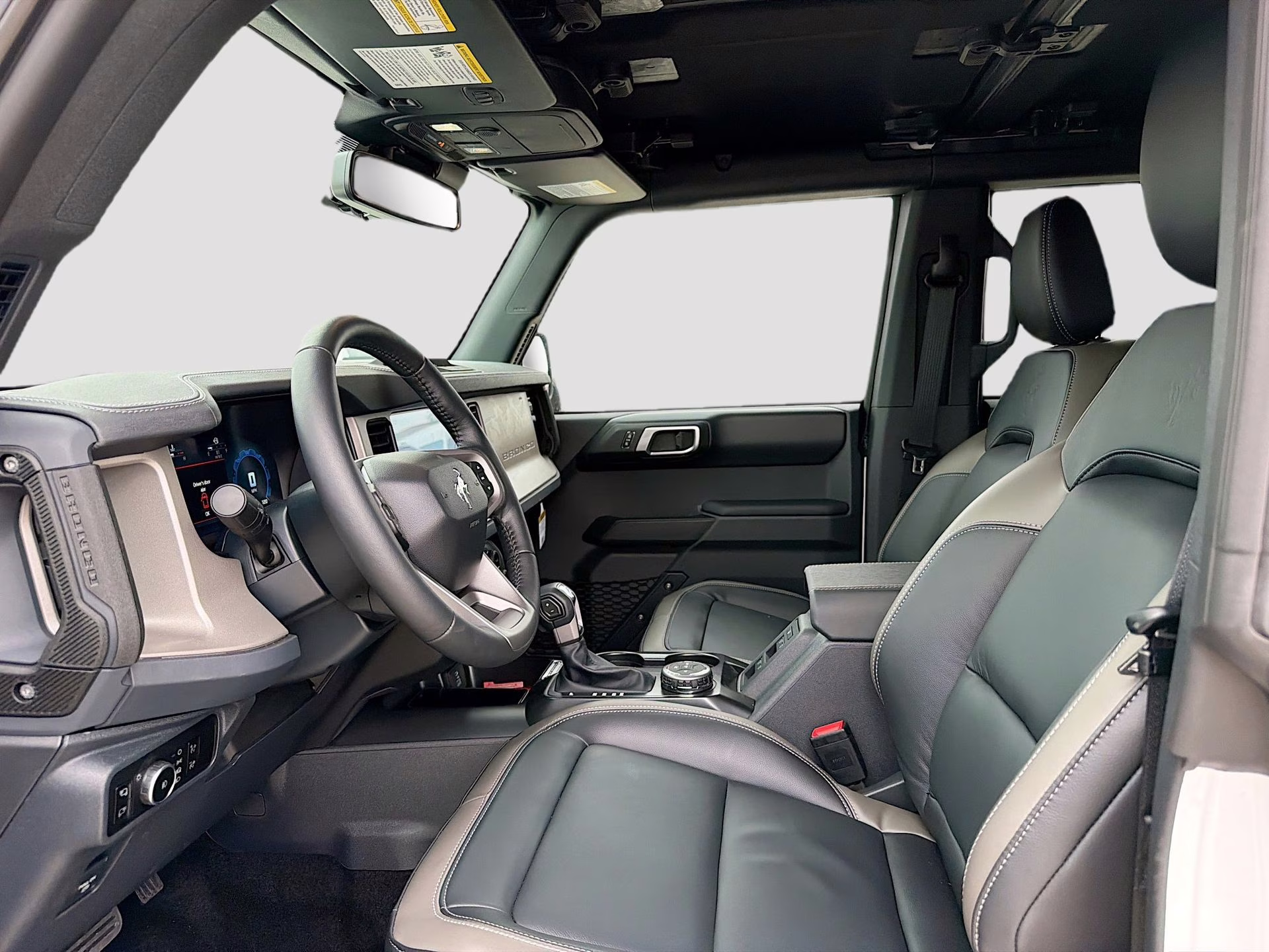 2025 Oxford White Ford Bronco Outer Banks 4X4 SUV