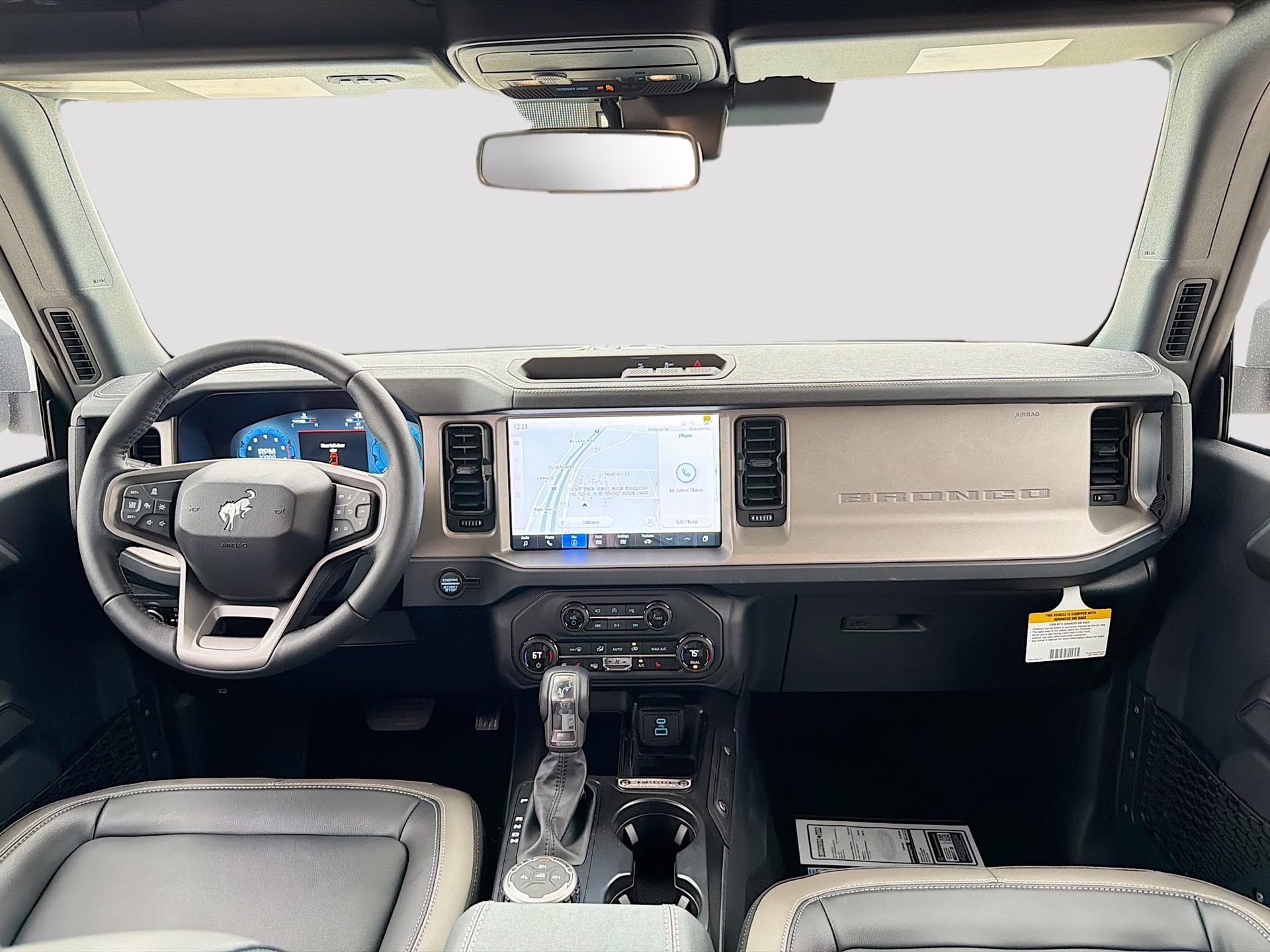 2025 Oxford White Ford Bronco Outer Banks 4X4 SUV