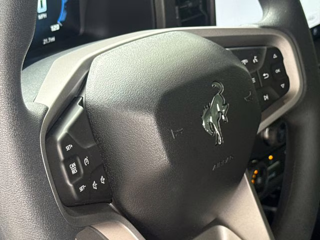 2026 Oxford White Ford Bronco Base 4X4 SUV