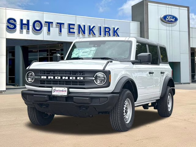 2026 Oxford White Ford Bronco Base 4X4 SUV