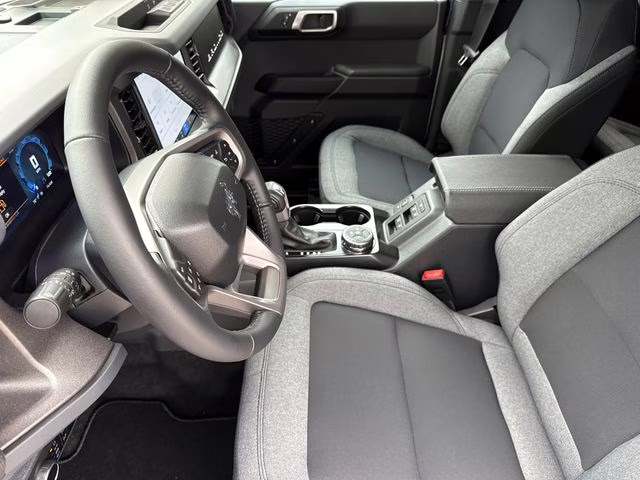 2026 Oxford White Ford Bronco Big Bend 4X4 SUV