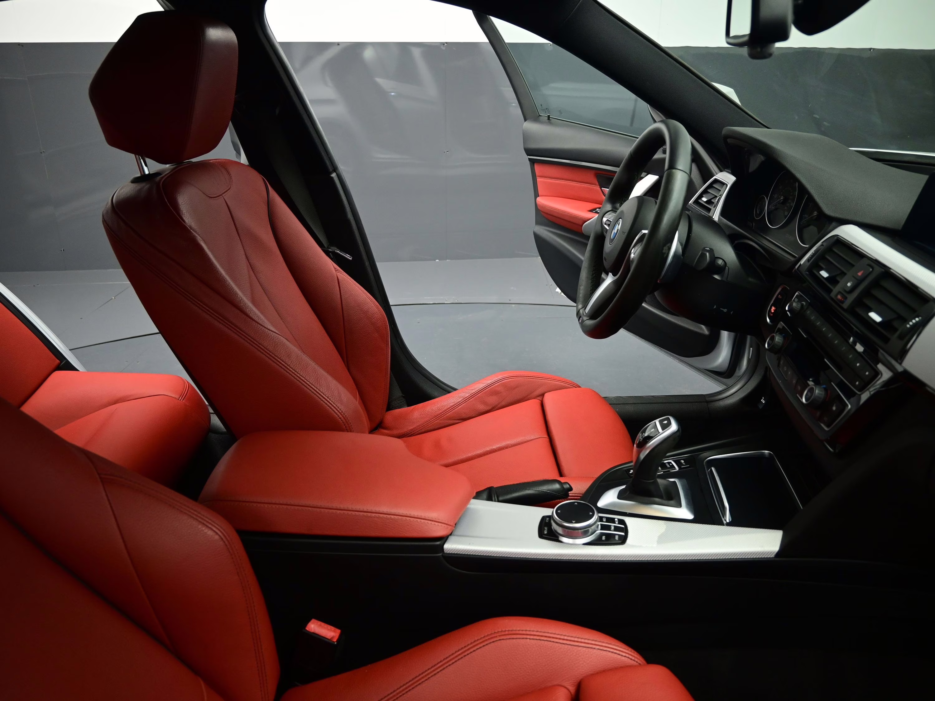 2017 Glacier Silver Metallic BMW 3 Series 340i xDrive AWD Sedan