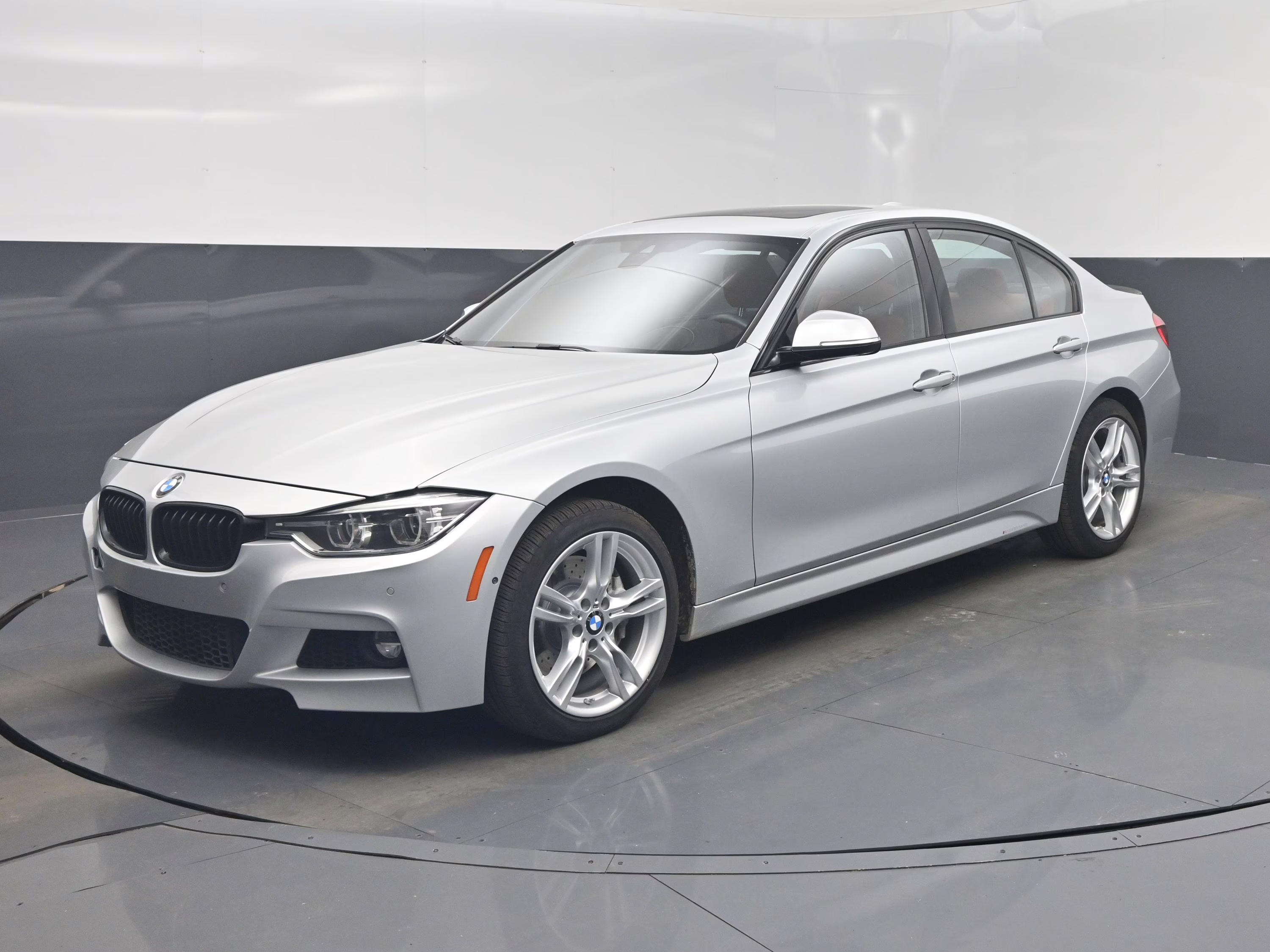 2017 Glacier Silver Metallic BMW 3 Series 340i xDrive AWD Sedan