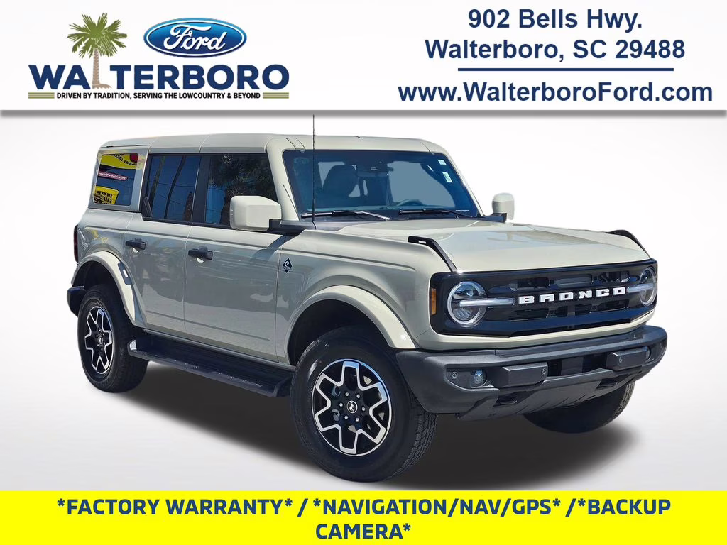 2026 Desert Sand Ford Bronco Outer Banks 4X4 SUV