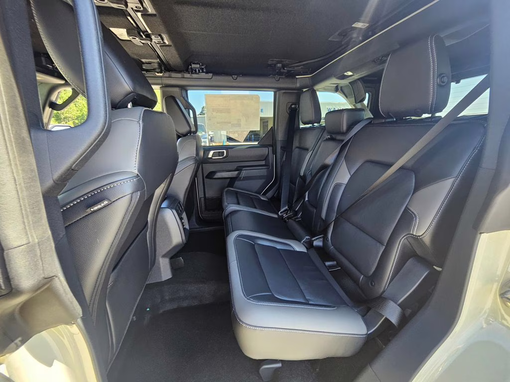 2026 Desert Sand Ford Bronco Outer Banks 4X4 SUV